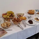 Lo Slittone Bed & Breakfast